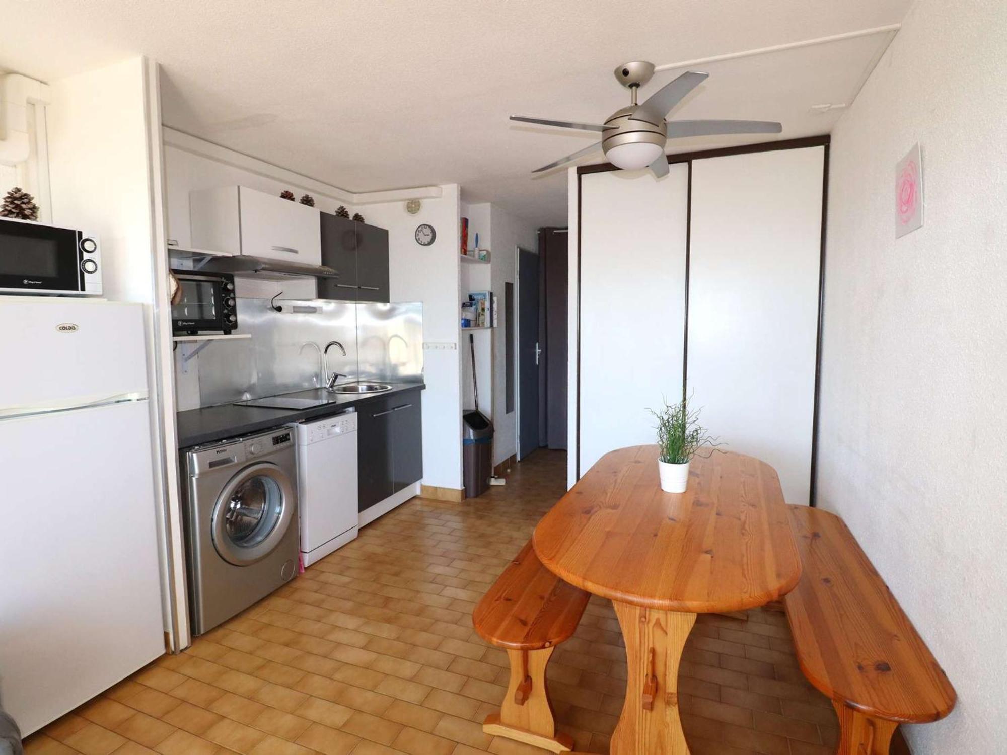 Studio Climatise Double Cabine Avec Piscine Et Parking A 650M De La Plage - Fr-1-307-140 Le Grau-du-Roi Kültér fotó