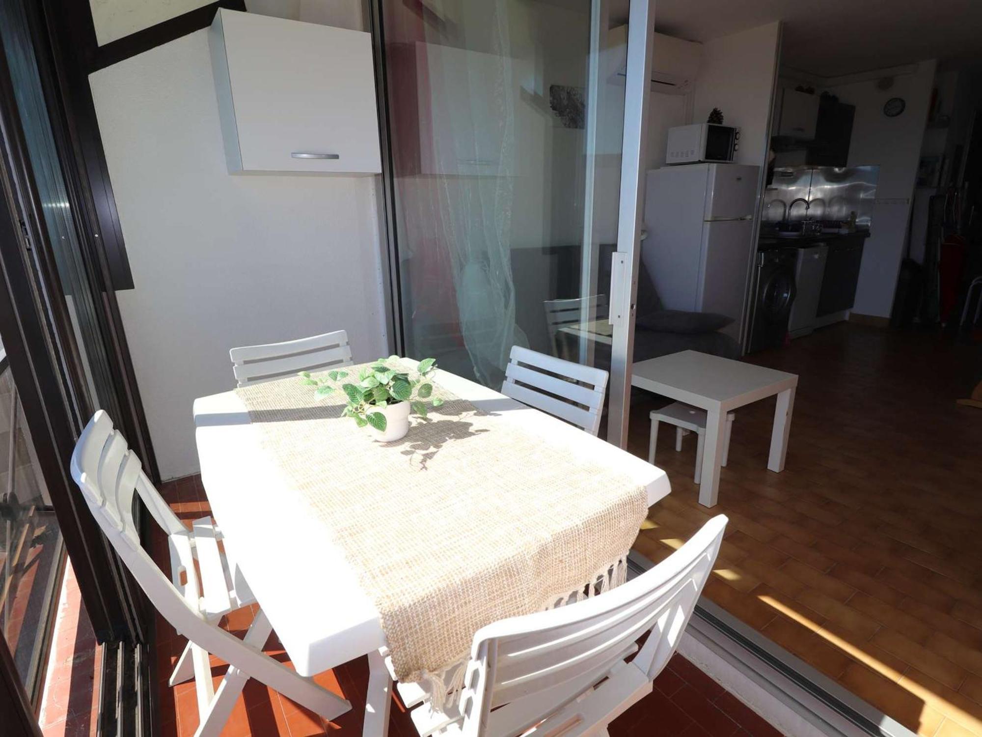 Studio Climatise Double Cabine Avec Piscine Et Parking A 650M De La Plage - Fr-1-307-140 Le Grau-du-Roi Kültér fotó